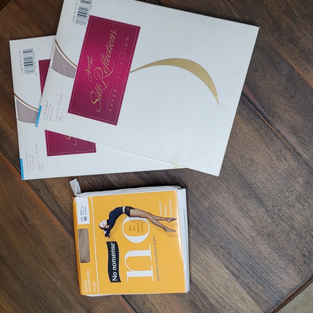 NWT Bundle of Panty Hose Sz AB 3 pair